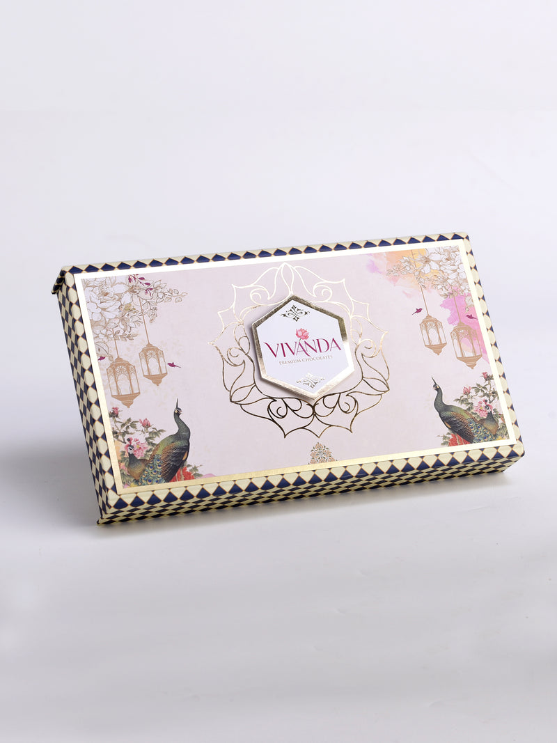 SMALL NUT GIFT BOX FEATURING  PRIDE OF INDIA